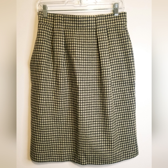 Vintage Jones New York Houndstooth 100% Pure Wool Skirt - Picture 2 of 15